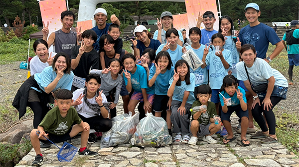 SEE THE SEA by Rin Ito