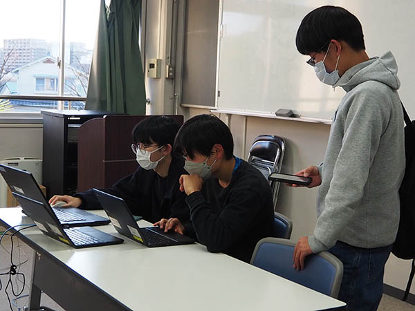 ���{���痢�����w�Z �h�����N�T�[�o�[�T����